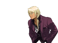 Улыбается/говорит