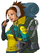 Держит микрофон/говорит