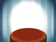 Стучит молотком