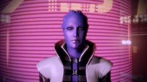 Хозяйка клуба — Ариа Т'Лоак