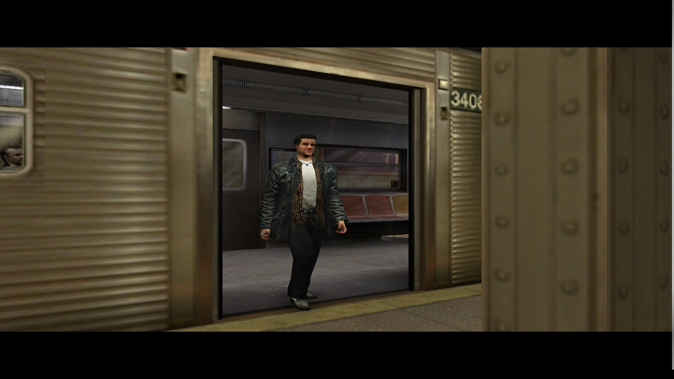 Макс прибыл на станцию