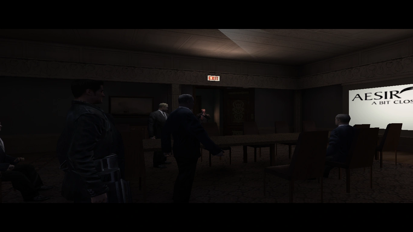 Военные Хорн врываются к Малому кругу