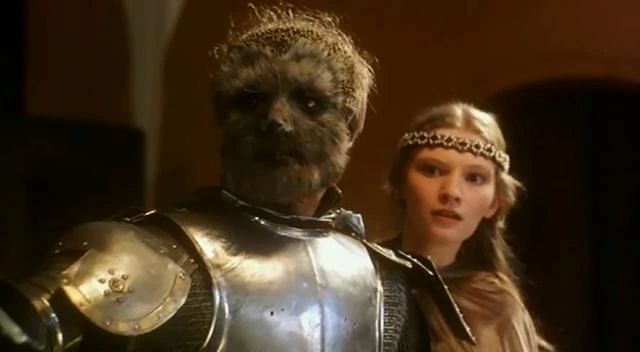 Эмгыр, в образе Йожа, с Паветтой